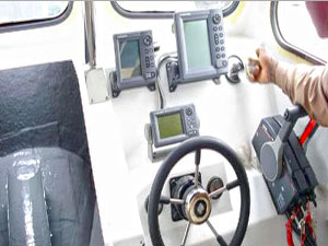 boat_mozcat28_controls_built_by_yamaha_marine_service_mozambique