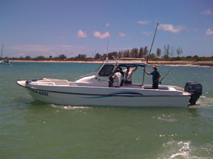 boat_ht31_fishing_built_by_yamaha_marine_service_mozambique